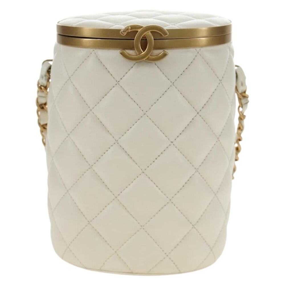 Chanel Chain Matelasse Shoulder Bag White